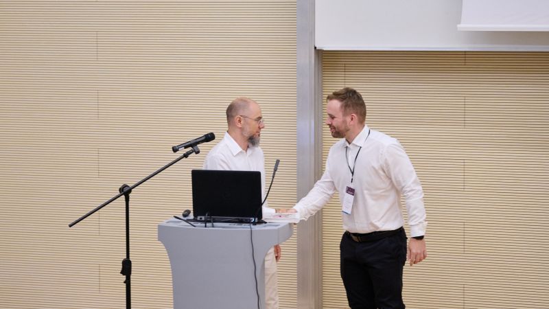 Thumbnail of the embeded URL